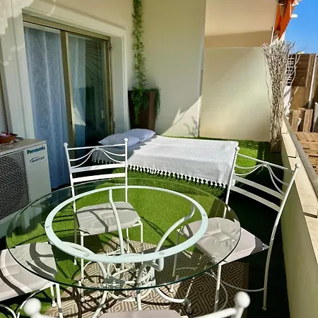 아파트 Front De A 10 M Balcon Et Parking