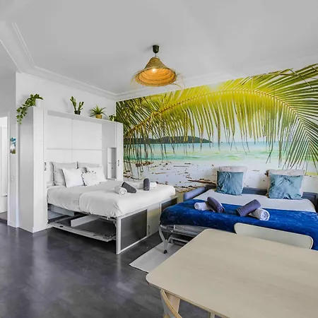 Front De A 10 M Balcon Et Parking Appartement