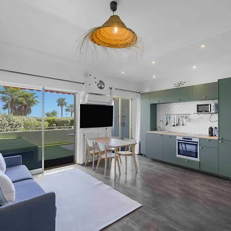 Appartement Front De A 10 M Balcon Et Parking Villeneuve-Loubet
