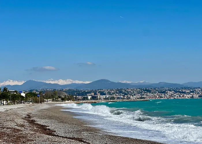 Front De A 10 M Balcon Et Parking Apartment *